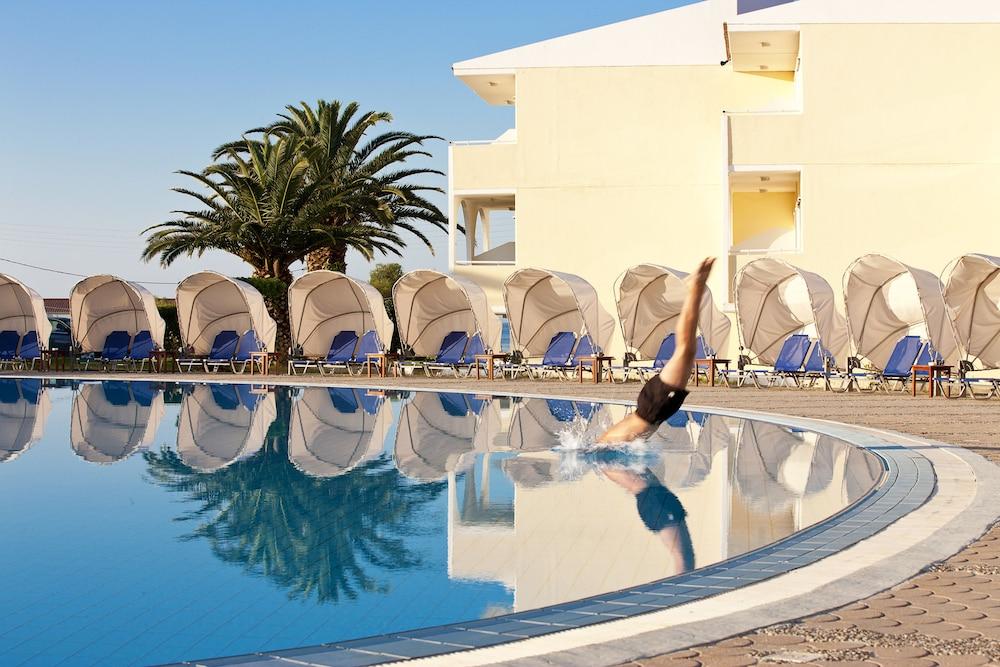 Argile Resort Mantzavináta Exterior foto