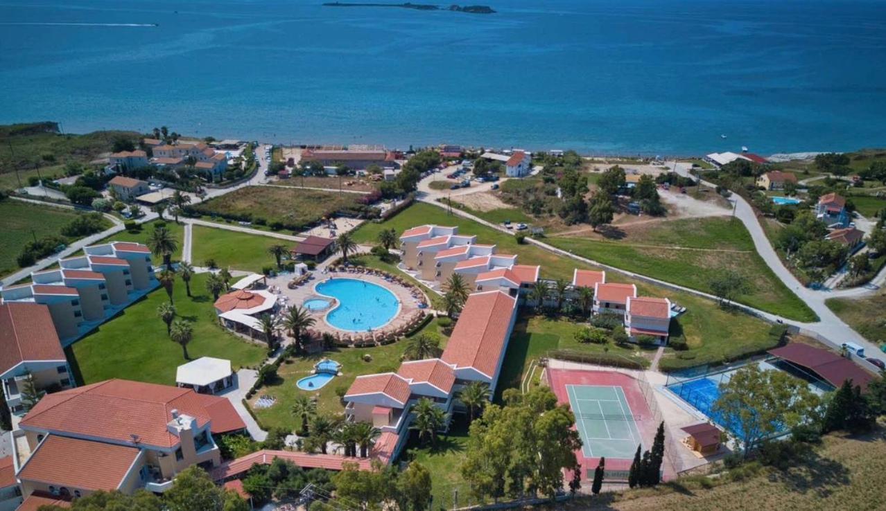 Argile Resort Mantzavináta Exterior foto