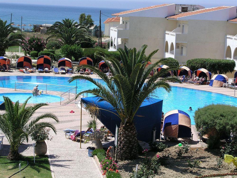 Argile Resort Mantzavináta Exterior foto