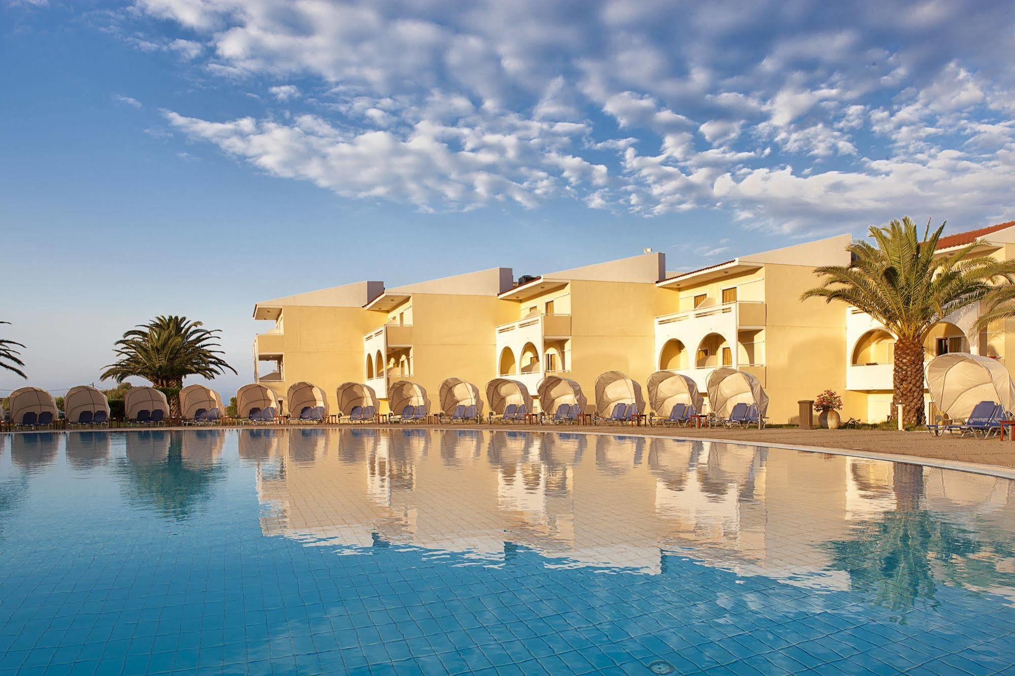 Argile Resort Mantzavináta Exterior foto